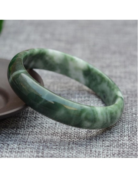 Pure Jade Bangle Bracelet - Healing & Protecting